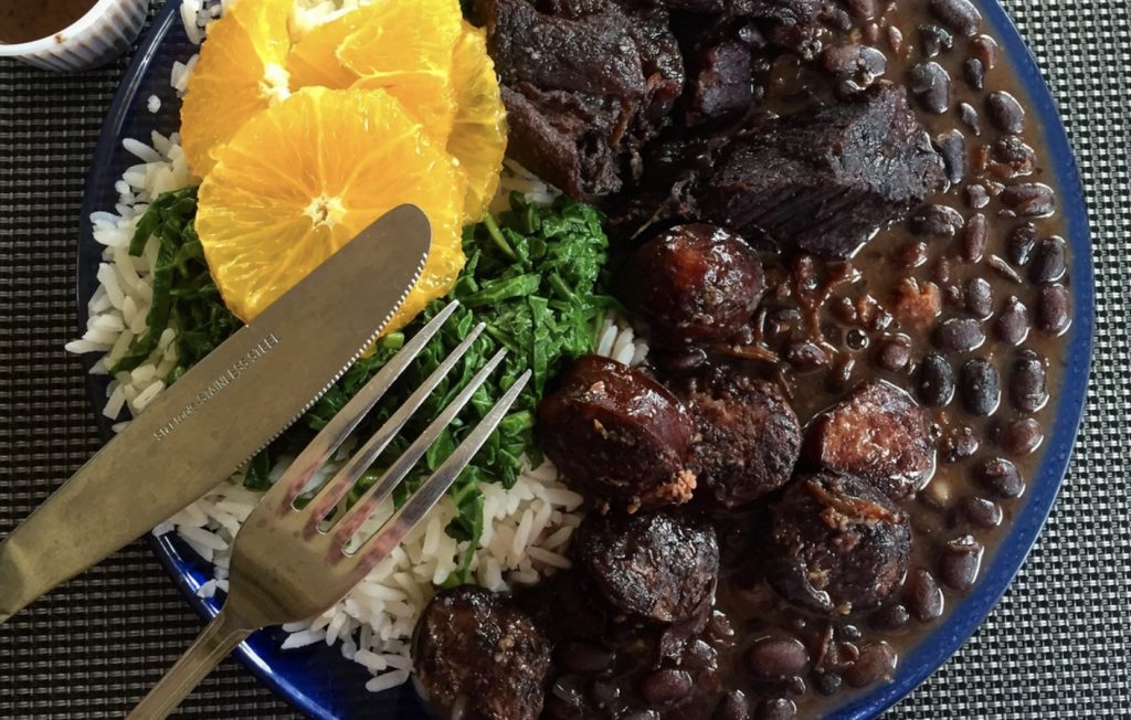Feijoada kana ja chorizoga: lihtne, kiire ja maitsev söök kogu perele