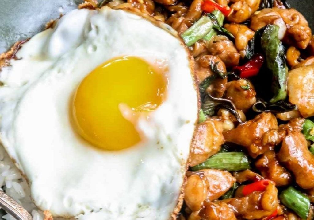 Maitsev ja lihtne teha: Pad Krapow (Tai basiilik Stir-Fry)