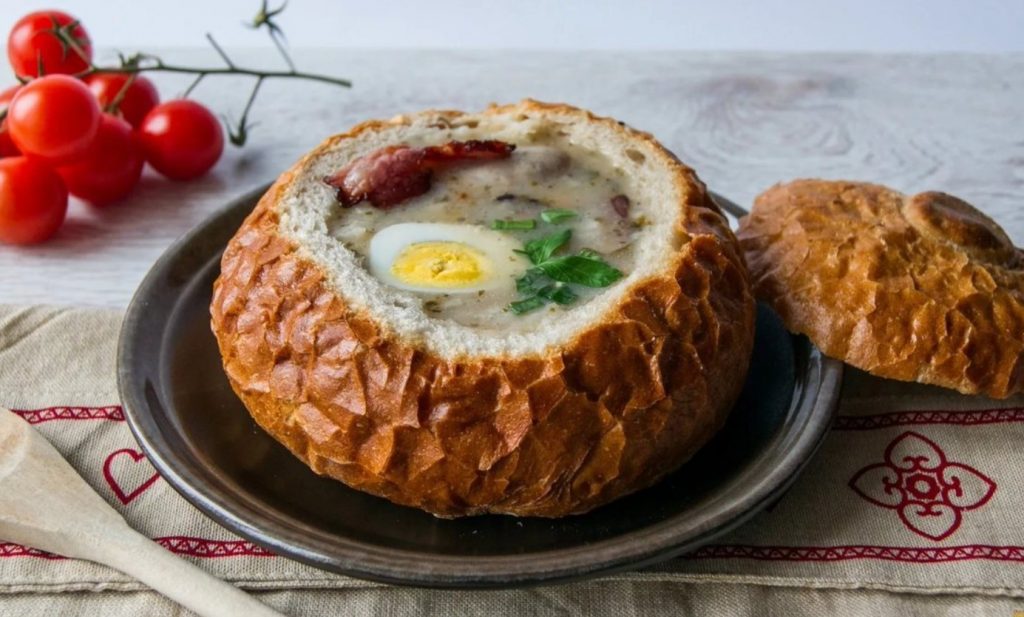 Aromaatne hapu supp pühadeks. See on täitev, nii et sellest piisab terveks õhtusöögiks.