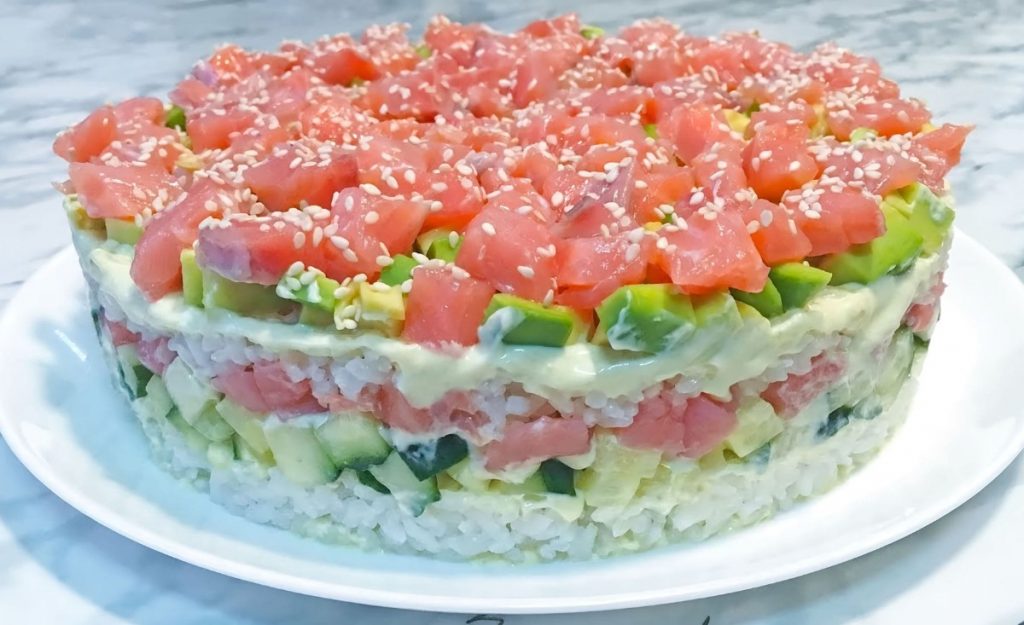 Sushi kausis on täiuslik idee teiseks hommikusöögiks. Kõik, mida vajate, on mõned koostisosad