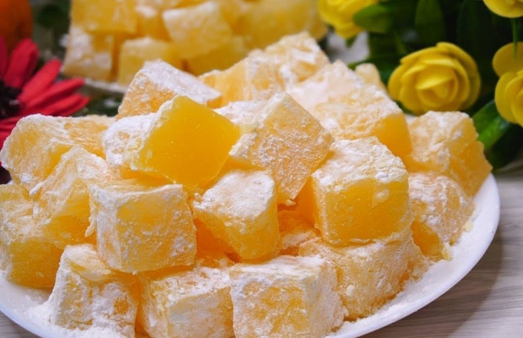 Mida lihtsam, seda maitsvam: võtan vett, suhkrut ja mahla ning 15 minutiga on laual mägi maitsvaid maiustusi kogu perele.