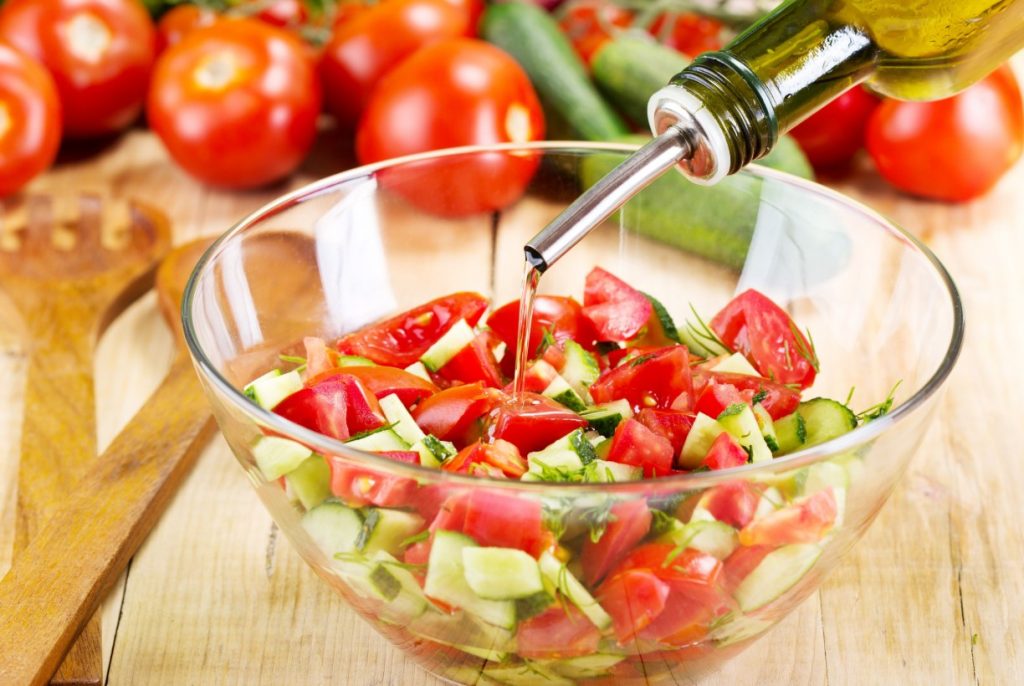 Tomatite söömine koos ühe köögikombainiga võib muuta need veelgi toitvamaks