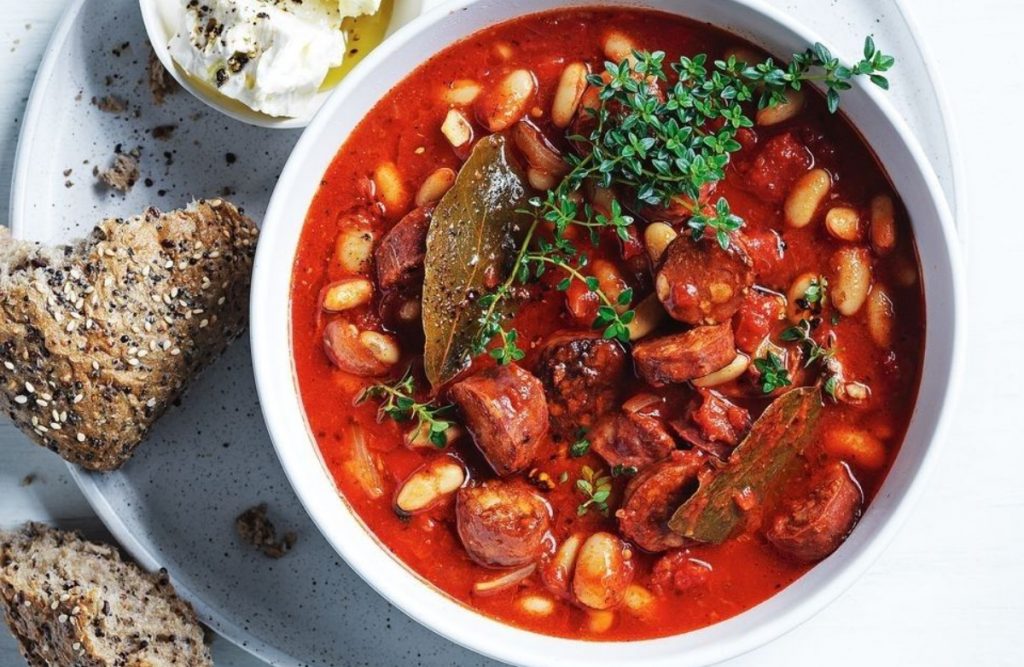 Chorizo ja kikerhernesupp on minu majas hitt. Valmis 15 minutiga