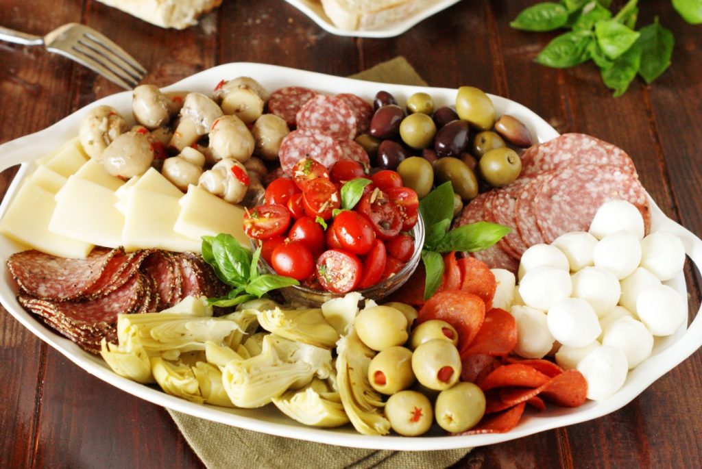 Siirdu päikeselise Itaalia südamesse. See salat aitab sul seda teha