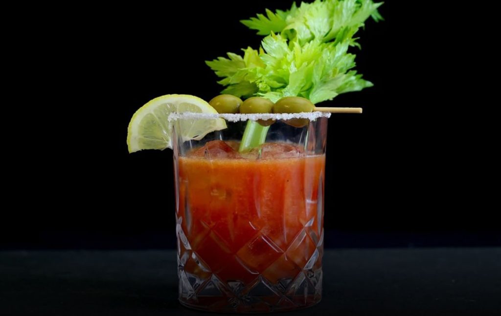 Peedi ja akvaviitiga Bloody Mary retsept