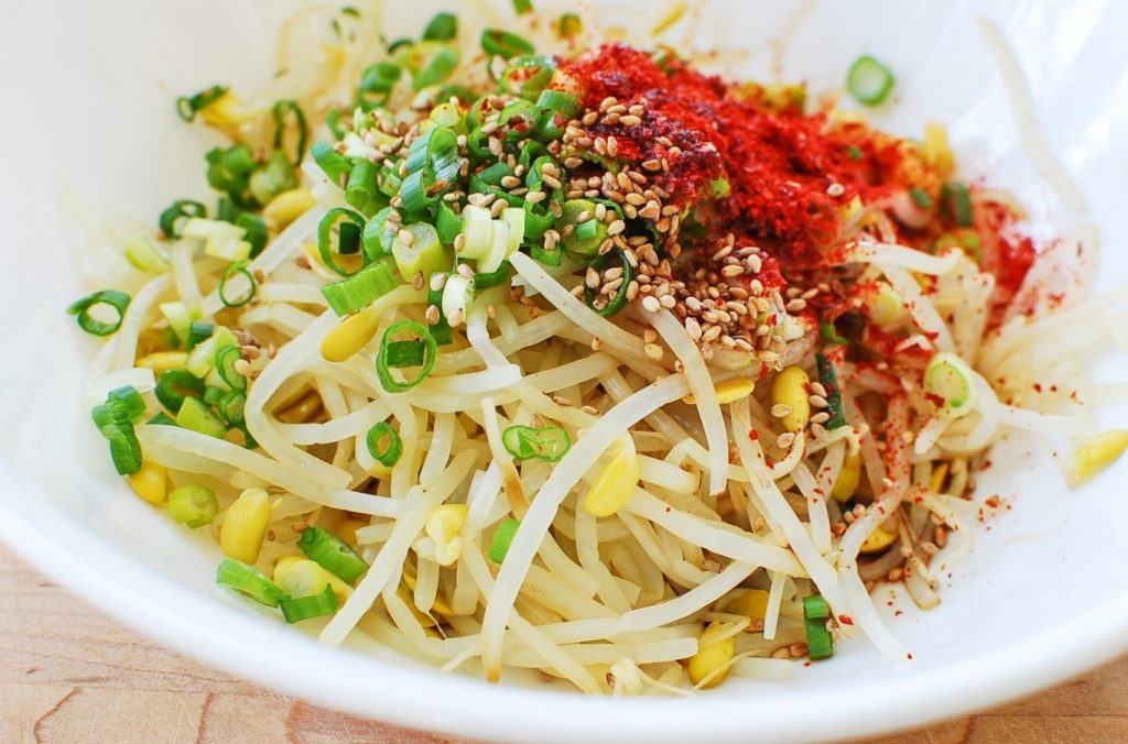 Kongnamul Muchim