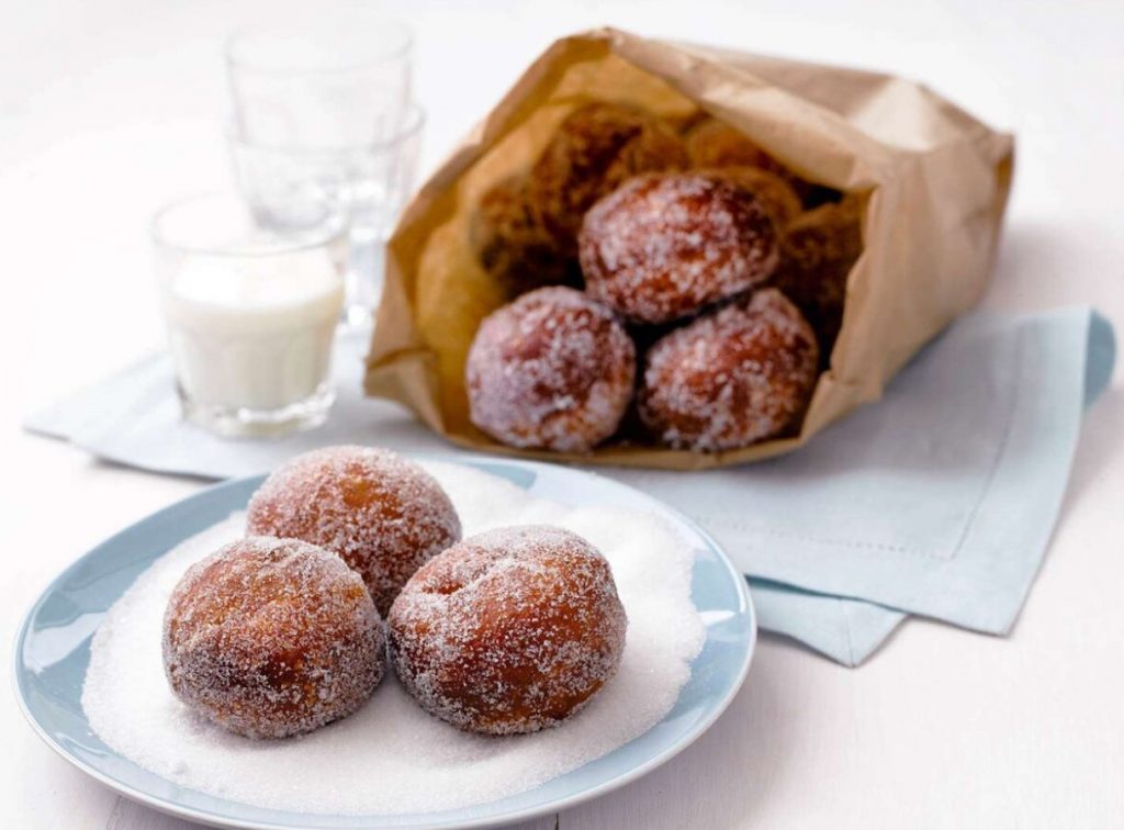 Mai Munkki (kardemoniga donutsid) retsept