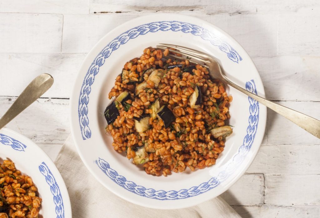 Praetud bulgur ja köögiviljad – aromaatne klassika türgi stiilis