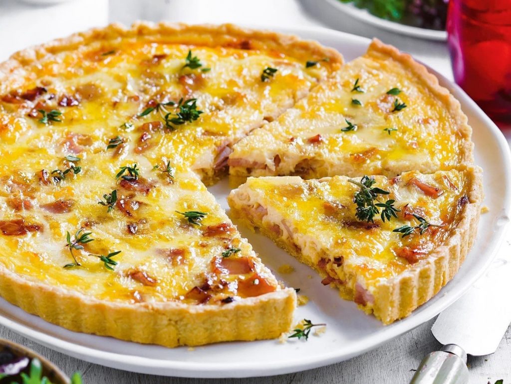 Prantsuse stiilis õhtusöök õhufritüürist. Retsept Lotaringi tartale: Quiche Lorraine