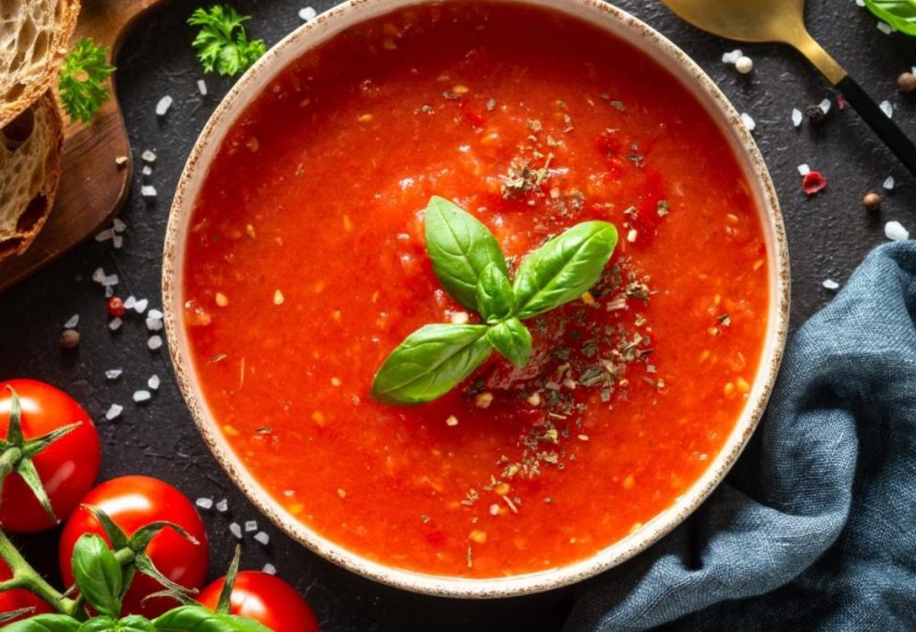Solferino supp: tomatisupp üllatava lisandiga
