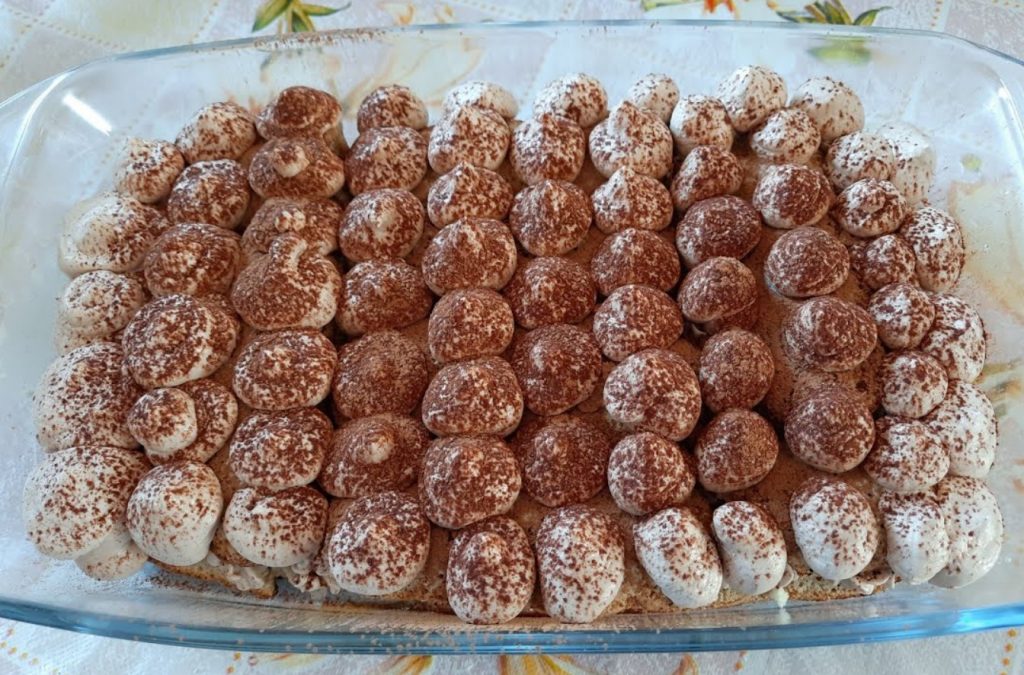 Maitse nagu Itaalia eriroog. Tiramisu pallid valmivad 10 minutiga