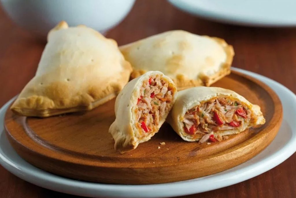 Lihtsad ja eksootilised kodused empanadad on kõigile maitseks