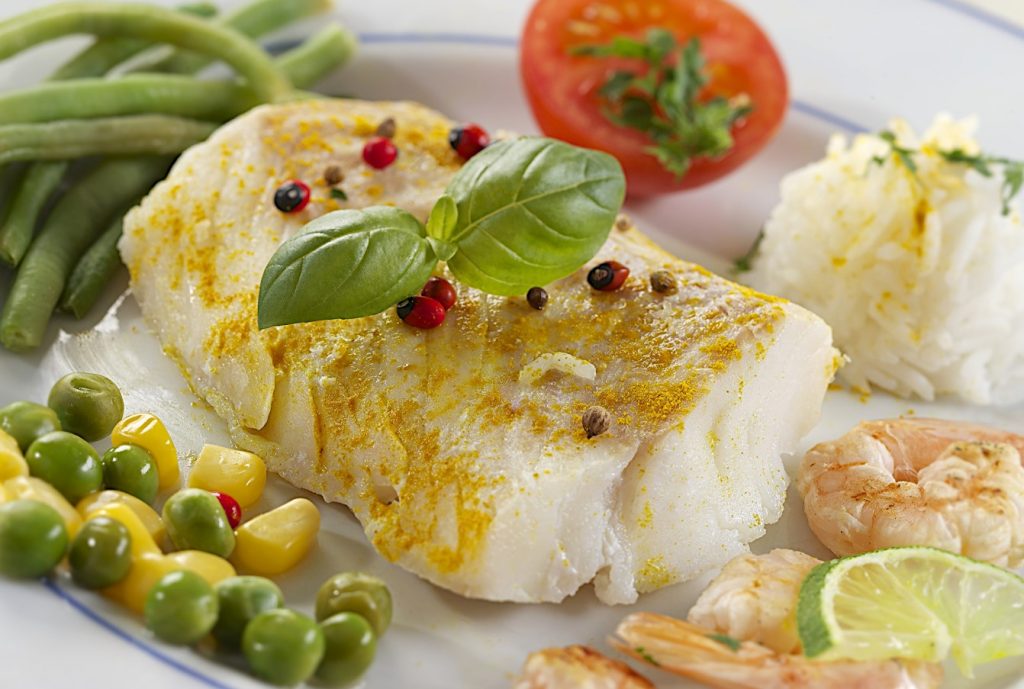 Jamie Oliveri kiire tursakari: mango chutney, kikerherned ja tomatid