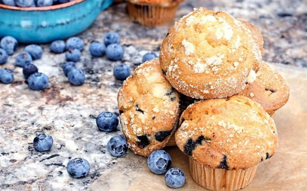 Pehmed muffinid minu vanaema retsepti järgi. Need on pehmed nagu sulg isegi mitu päeva hiljem.