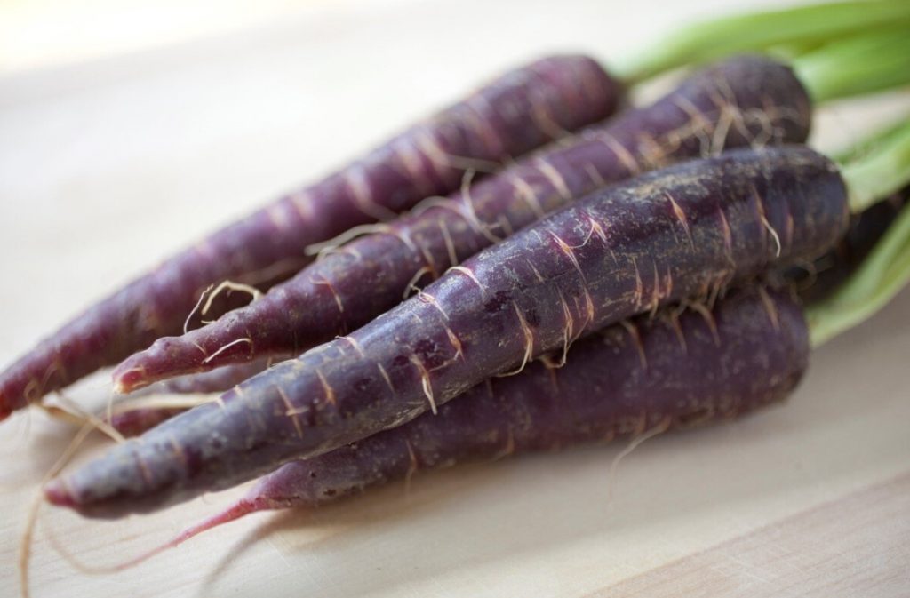 Soovite kaalust alla võtta ilma Ozempicu ja kaalulangetusravimiteta? Need flavonoide sisaldavad toidud võivad teid aidata