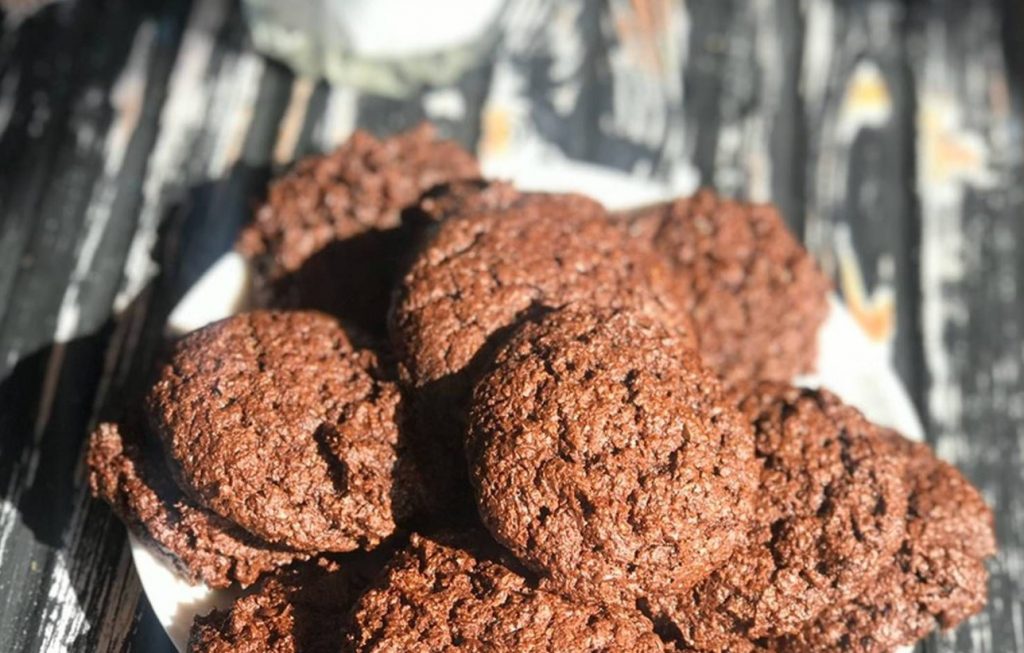 Vegan retsept kaerahelbepikslettidele võitis mu südame. Teen neid 3 koostisosast ja need on valmis 15 minutiga