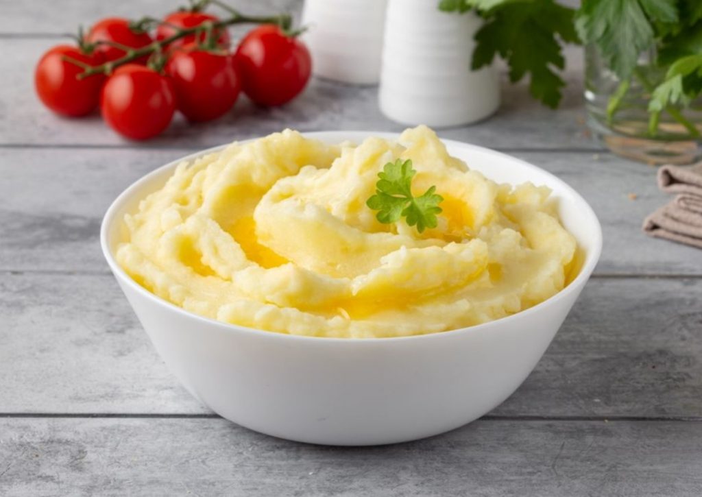 Kuidas kartulipuderit teha? Proovige kolme nippi ja unustage vahustaja. Kindlasti maitseb!