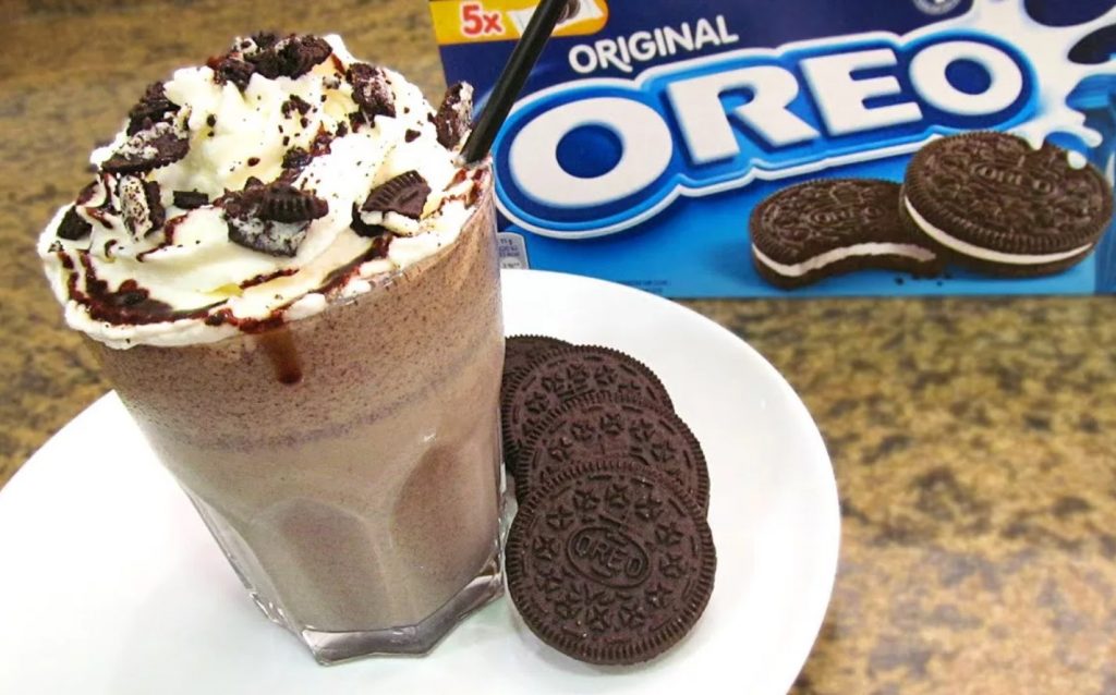 Oreo frappé valmistamise retsept samm-sammult: ideaalne maiuspala kodus