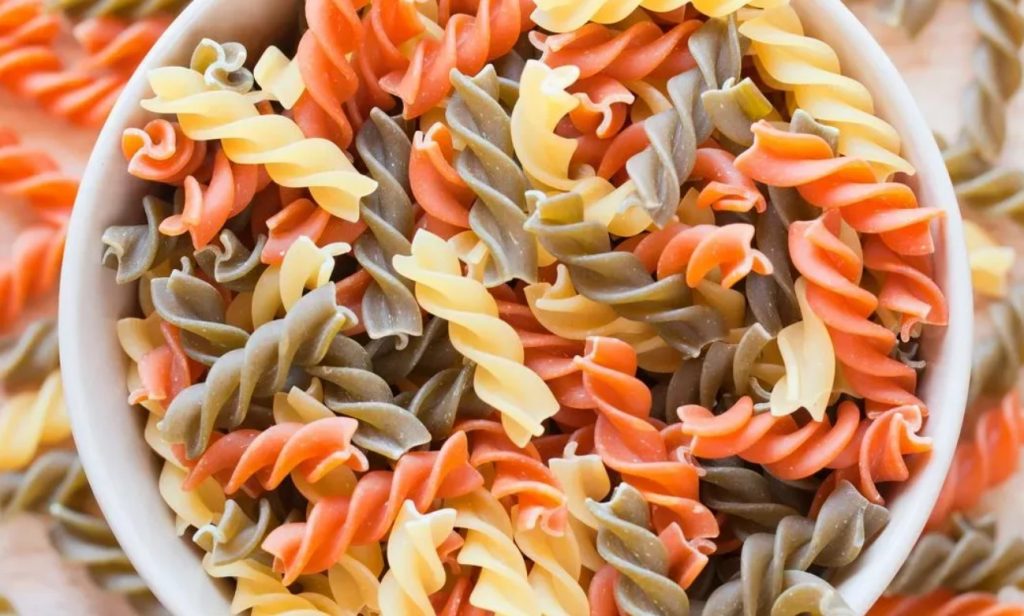 Fusilli, penne ja spaghetti: millist pastat valida vastavalt kastmele
