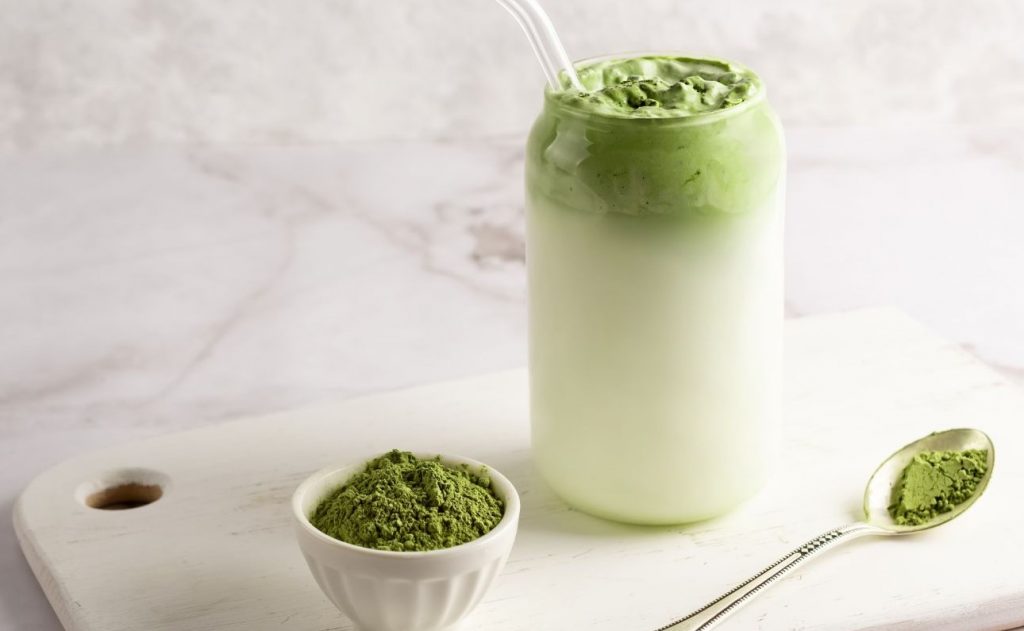 Matcha latte: kogu tõde selle joogi kohta