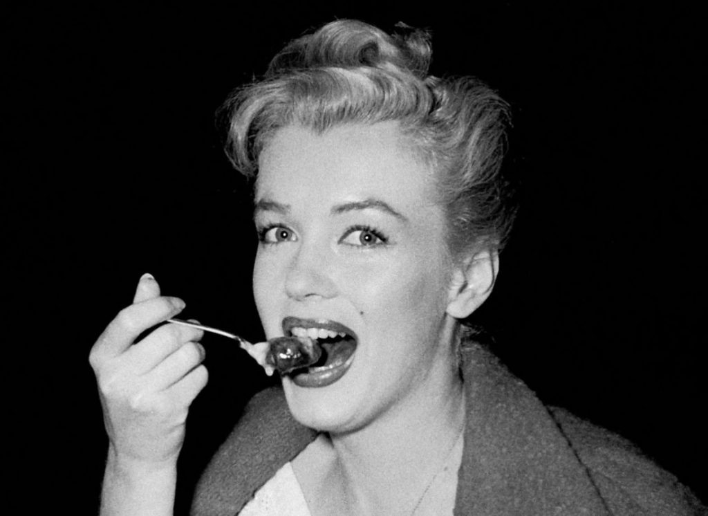 Marilyn Monroe'i „kummaline“ dieet: arhiiviintervjuu paljastas näitlejanna toitumise ja aktiivse eluviisi saladused