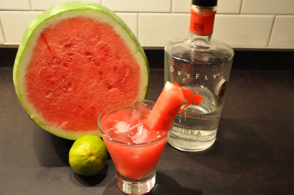 Miks arbuusi ja melonit ei tohi alkoholi juurde süüa: pidage meeles ükskord ja igaveseks