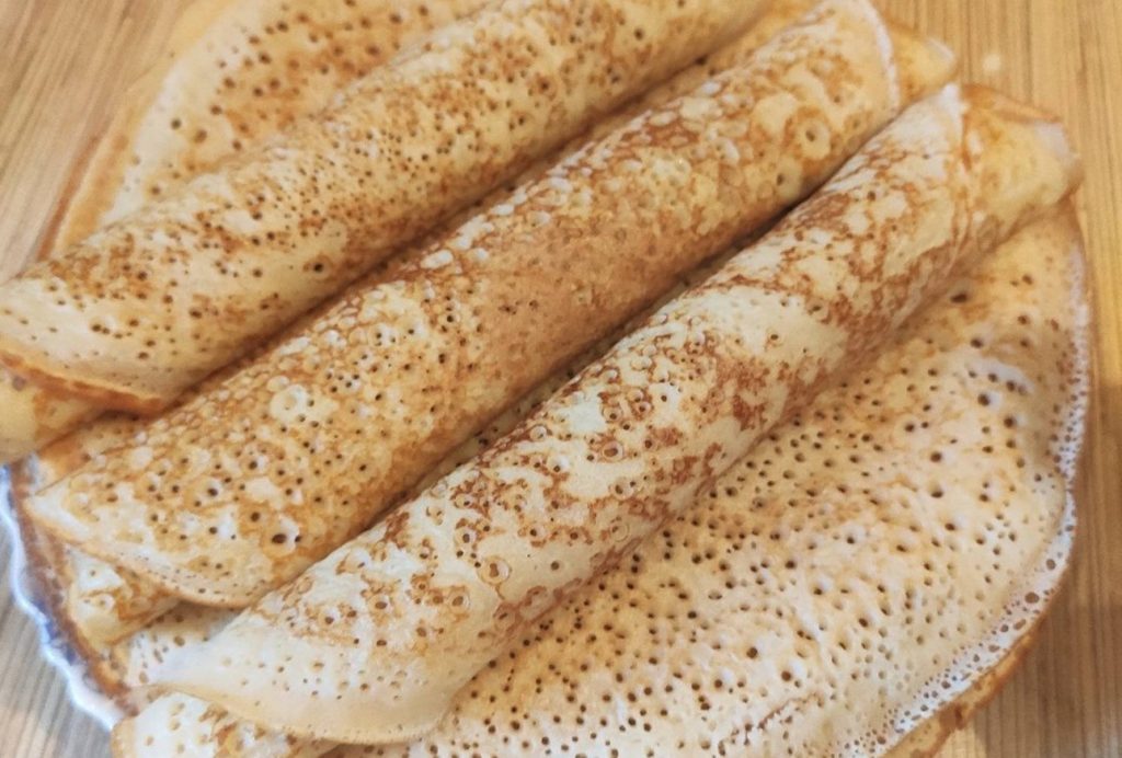 Unustage piim! Mida lisada tainasse, et saada pruunid ja pitsilised pannkoogid