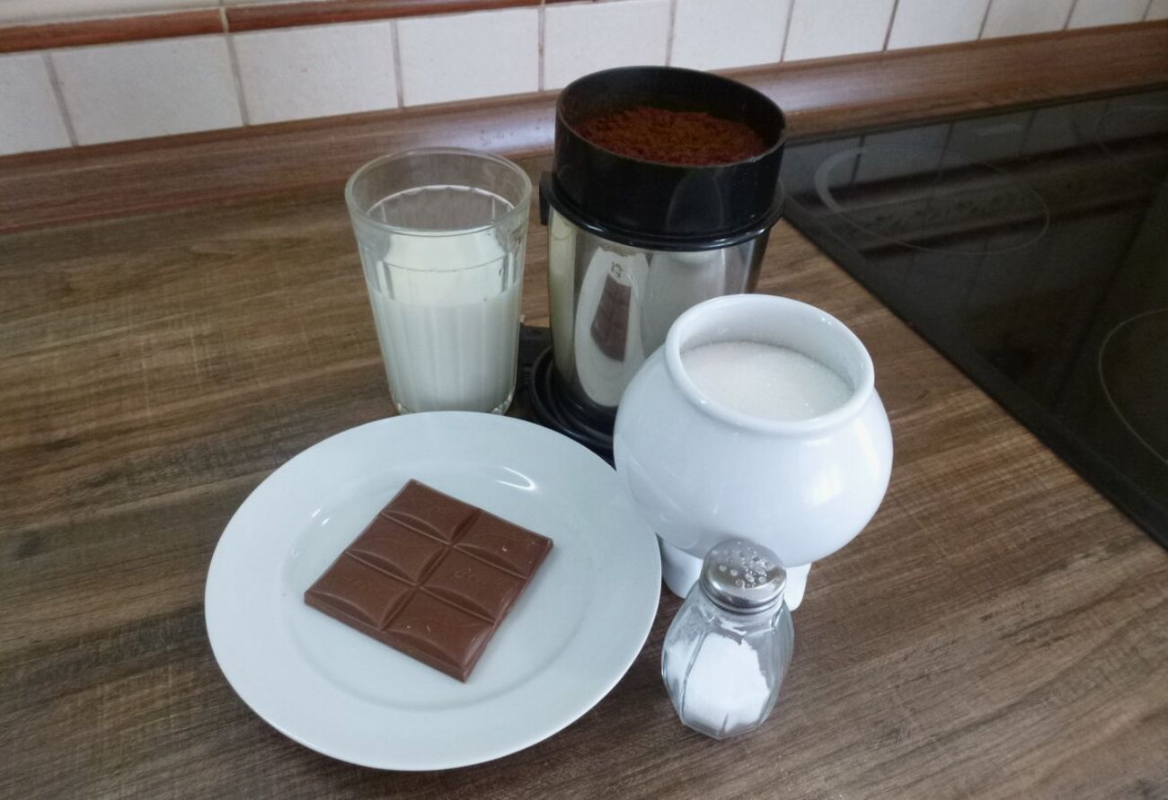 Kuidas teha latte ilma kohvimasinata: kõik on väga lihtne, jook tuleb veelgi maitsvam