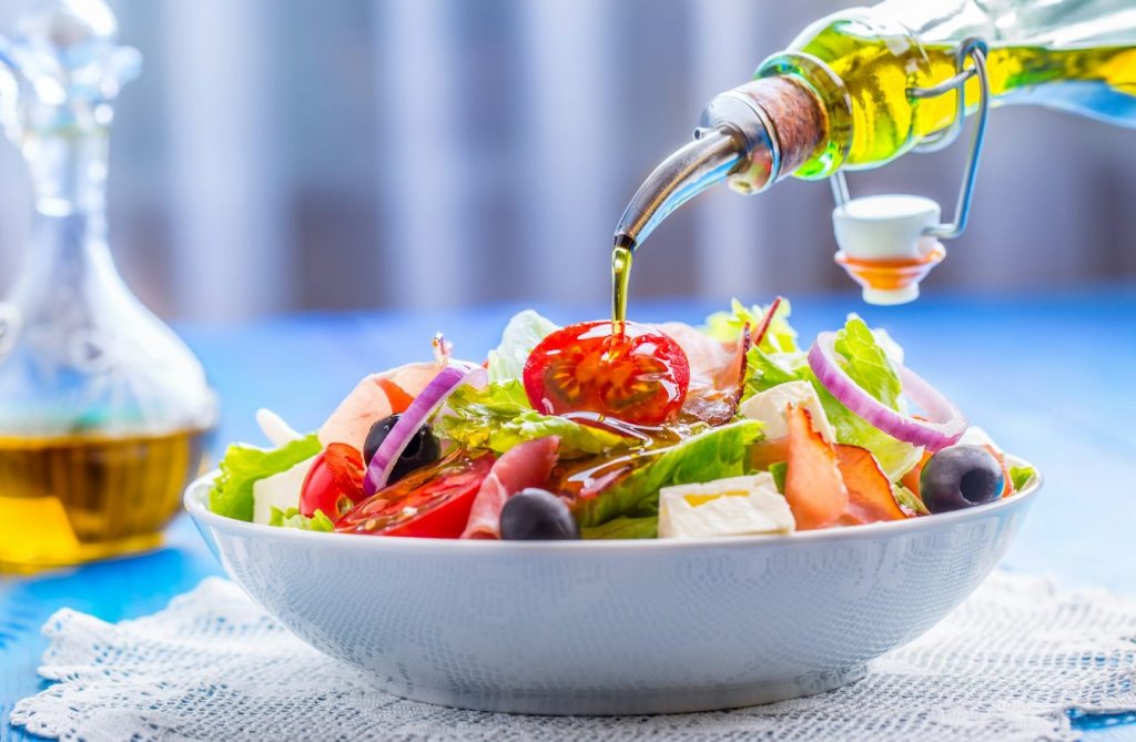 Tomatite söömine koos ühe köögikombainiga võib muuta need veelgi toitvamaks