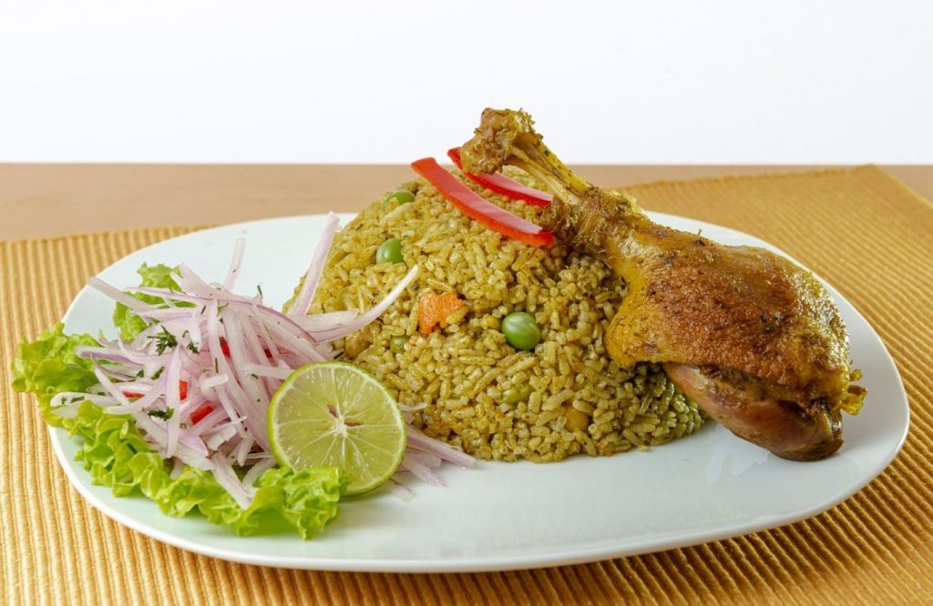 Soojendav klassika lõunast: arroz con pollo – maitsev kana ja riis