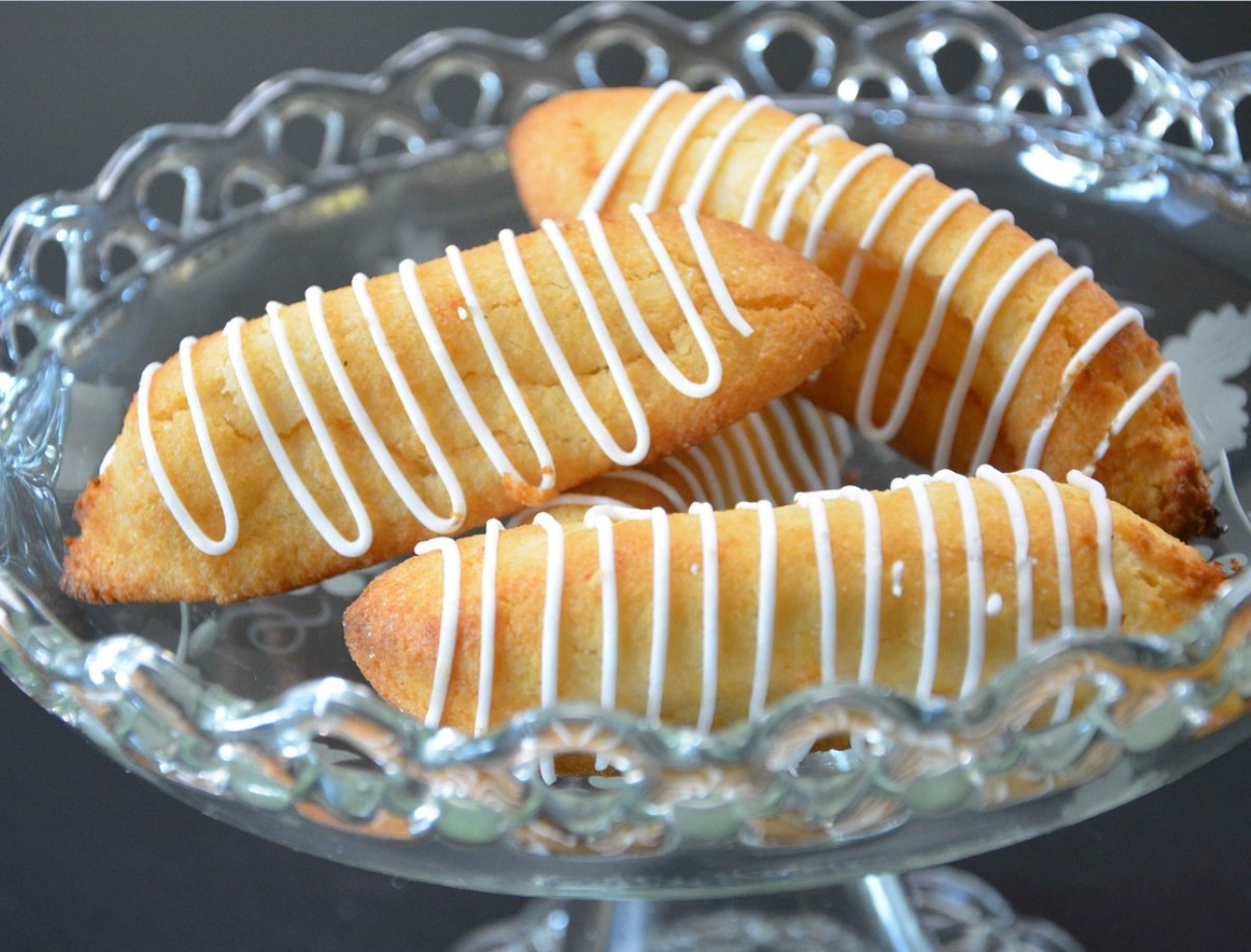 Kransekake Norra kooki retsept: SpruceEats