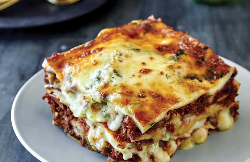 Lasagne kõige lihtsama retsepti järgi. Igaüks saab selle valmistamisega hakkama