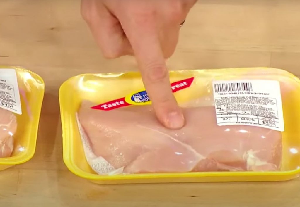 Toorest kanaa tasub enne ostmist kergelt sõrmega suruda – põhjus üllatab