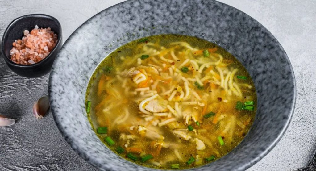 Võlu potis: ideaalse kanasupi ja nuudlite saladus