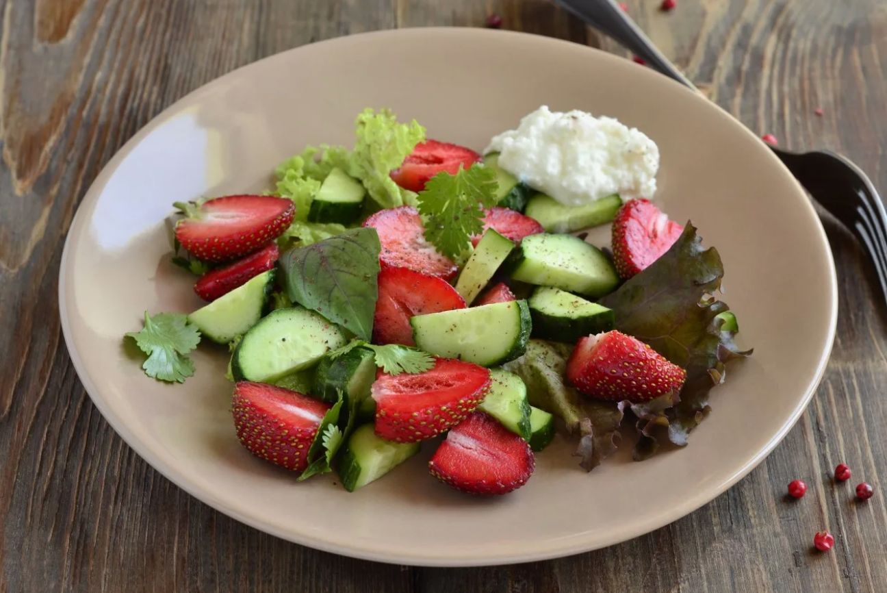 Suvine salat: 5 kombinatsiooni, mis üllatavad teid