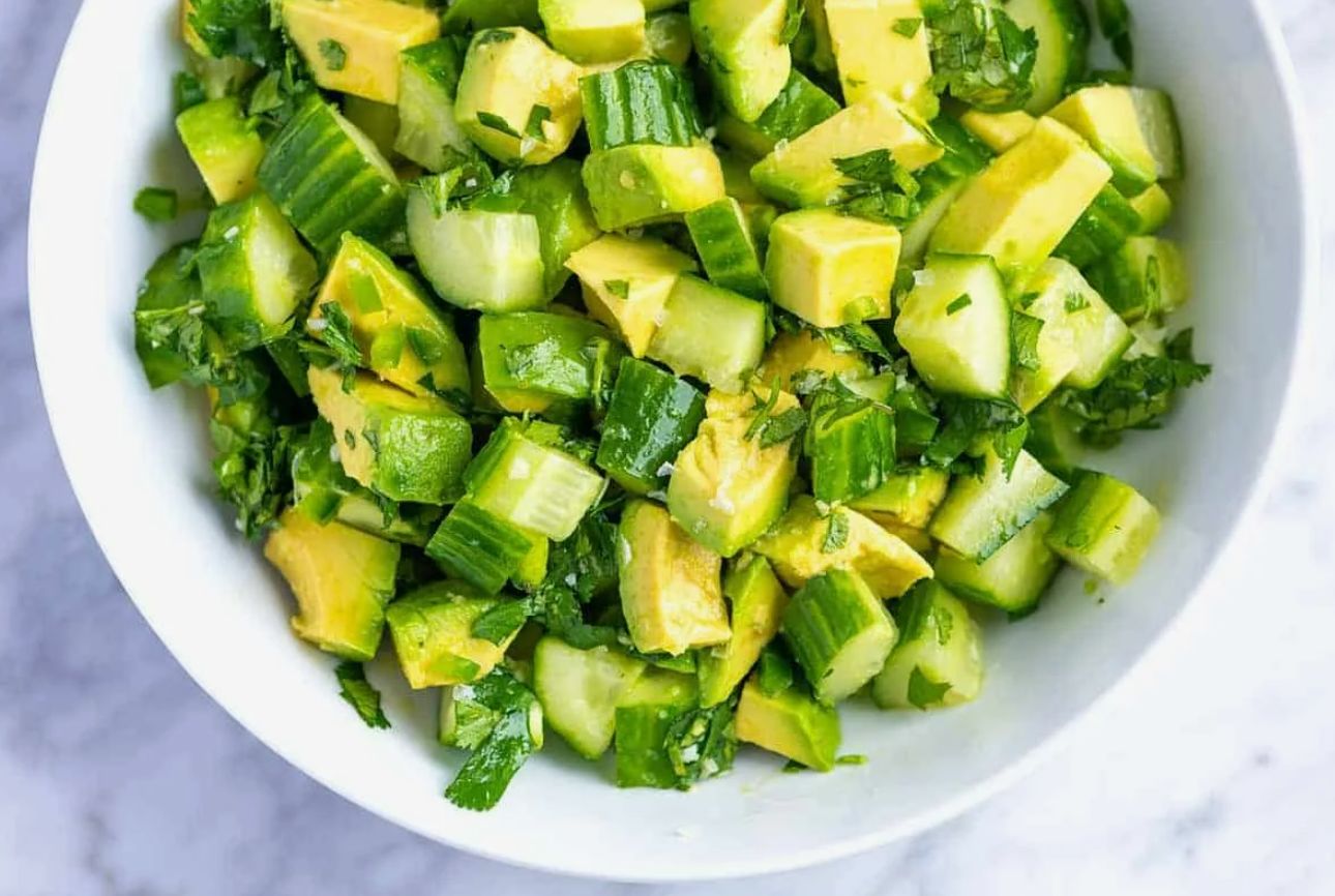 Suvine salat: 5 kombinatsiooni, mis üllatavad teid