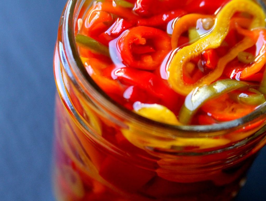 Marineeritud paprika purgis talveks – parim kodune retsept samm-sammult