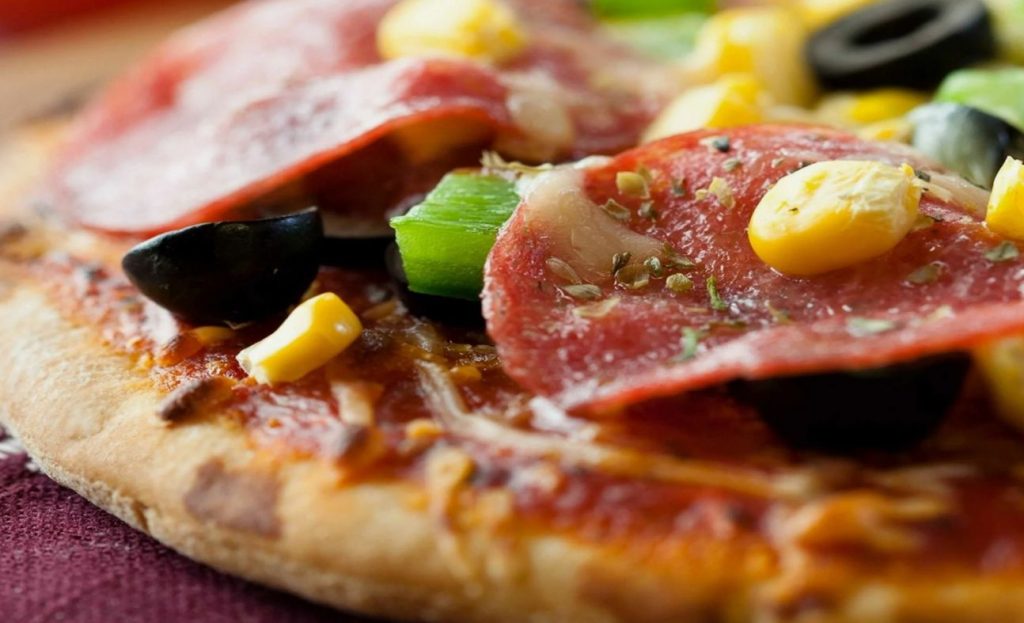 Miks pizza ei krõmpsu: kuidas ahju temperatuur muudab taigna struktuuri
