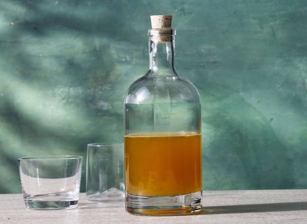 Falernum: Barbadoselt pärit baarikärbi põhikomponent