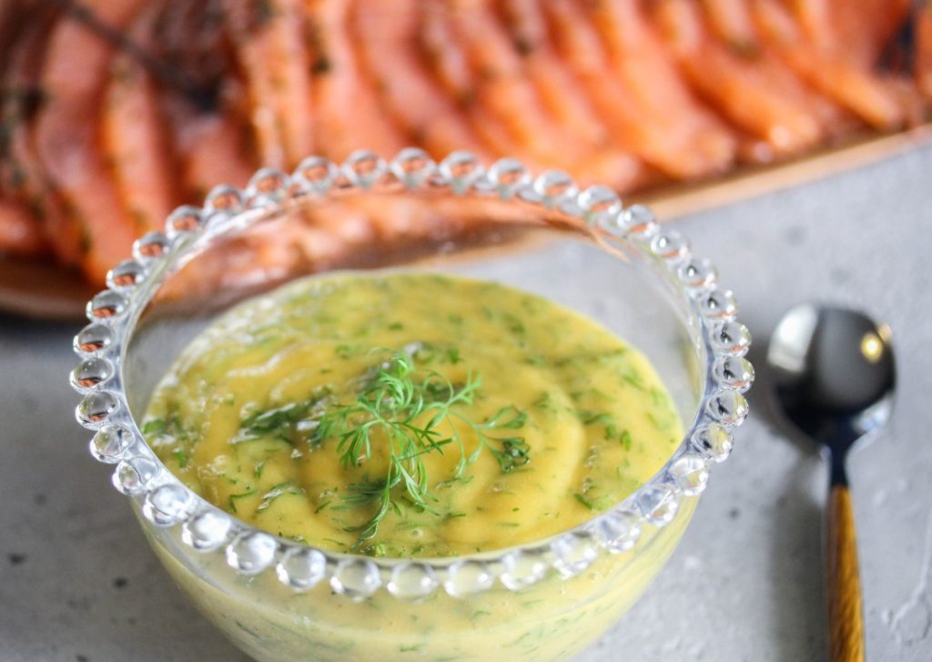 Dill-sinepikaste – rootsi Hovmästarsås