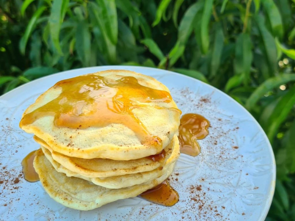 Pehmed pannkoogid valmivad mõne minutiga. Ei ole vaja pärmi ega piima