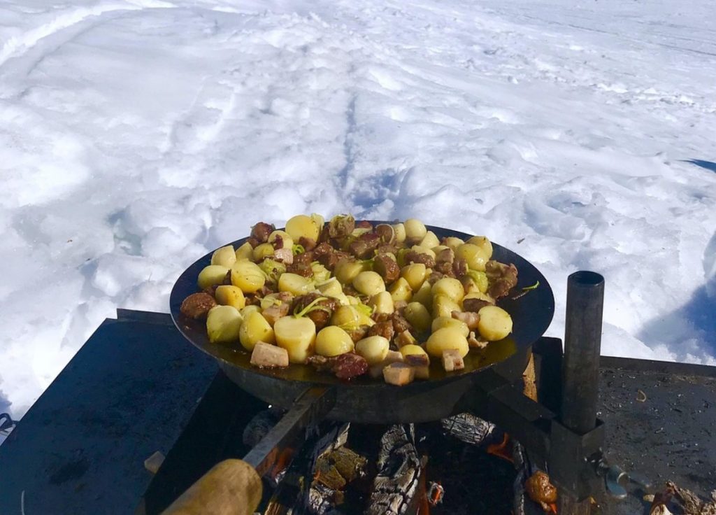 Rootsi õhtusöögi harjumused ja toidud, mida peate proovima