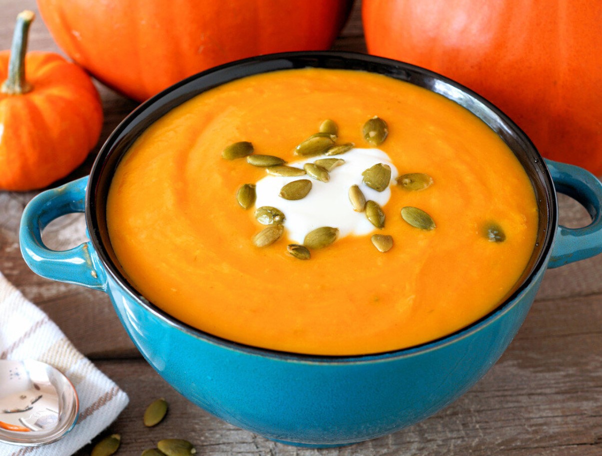 Maitsev kõrvitsasupp, mis aitab kaalust alla võtta. Valmistan seda ainult selle retsepti järgi.