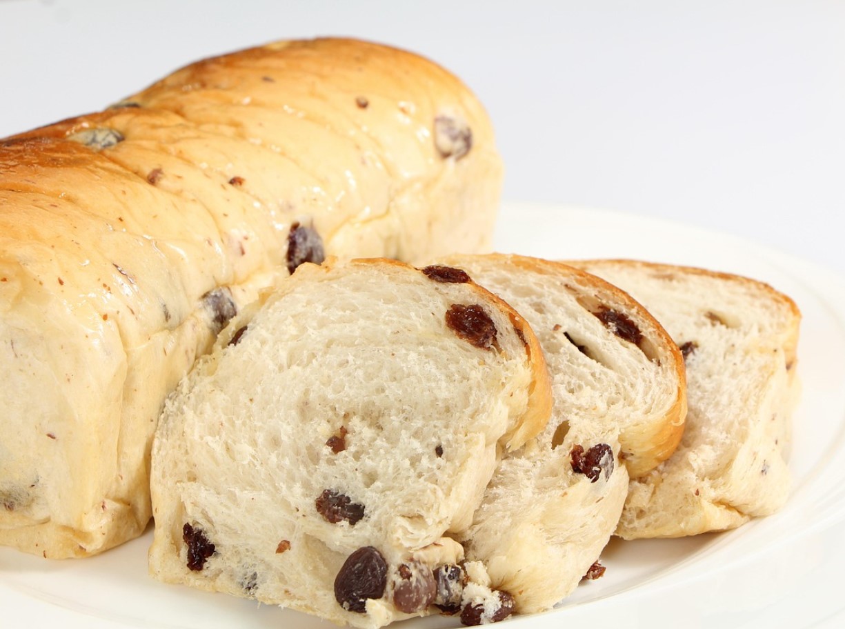Rosinad on magus suupiste, mida lisatakse sageli paljudesse roogadesse ja küpsetistesse – kas rosinad sobivad saiakestesse või maksapüreesuppi?