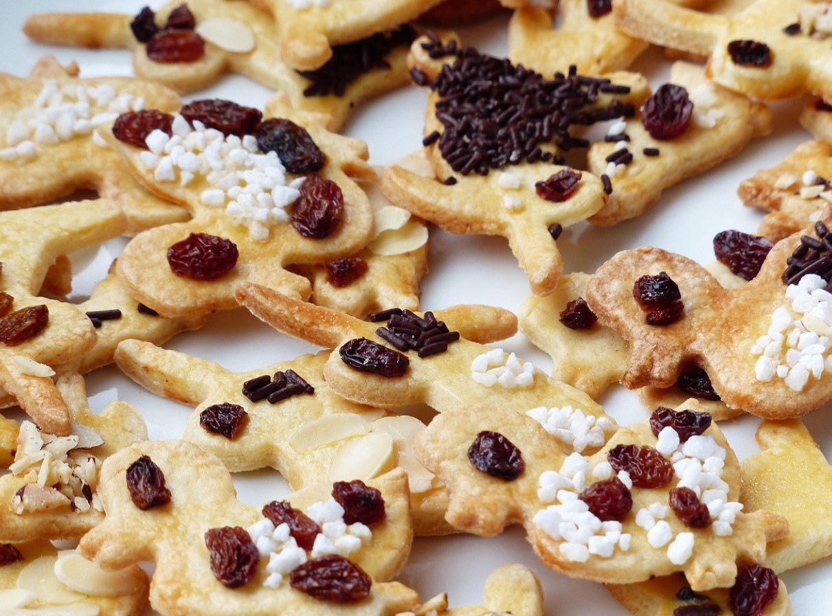 Rosinad on magus suupiste, mida lisatakse sageli paljudesse roogadesse ja küpsetistesse – kas rosinad sobivad saiakestesse või maksapüreesuppi?