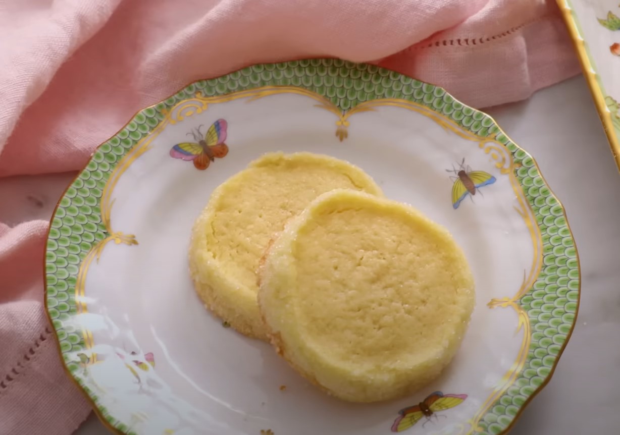 Maitsvad võiküpsised küpsetan nagu mu vanaema. Need õnnestuvad alati ja on ideaalselt mureda konsistentsiga.