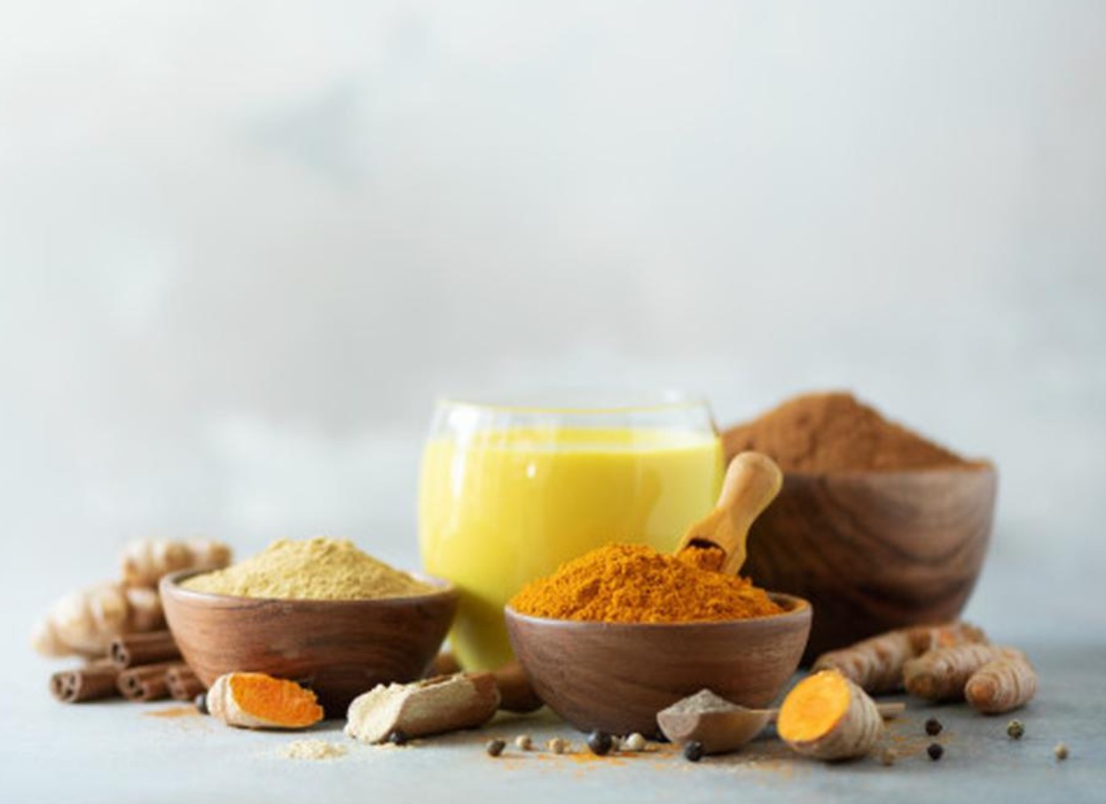 Immuunsuse ja hea tuju jaoks. Mis on kuldne piim ja kuidas seda valmistada?