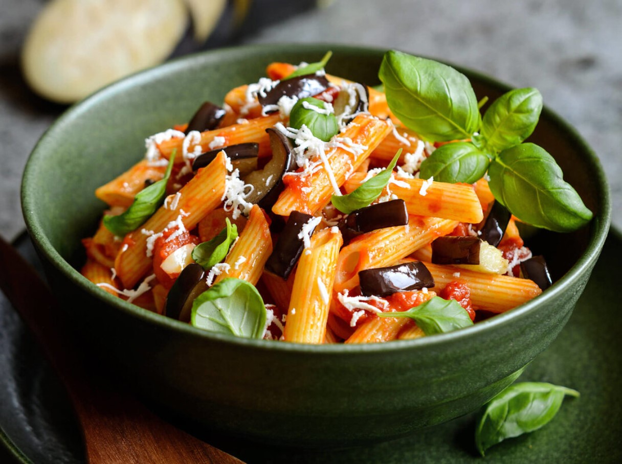 Pasta alla Norma (baklažaanipasta)