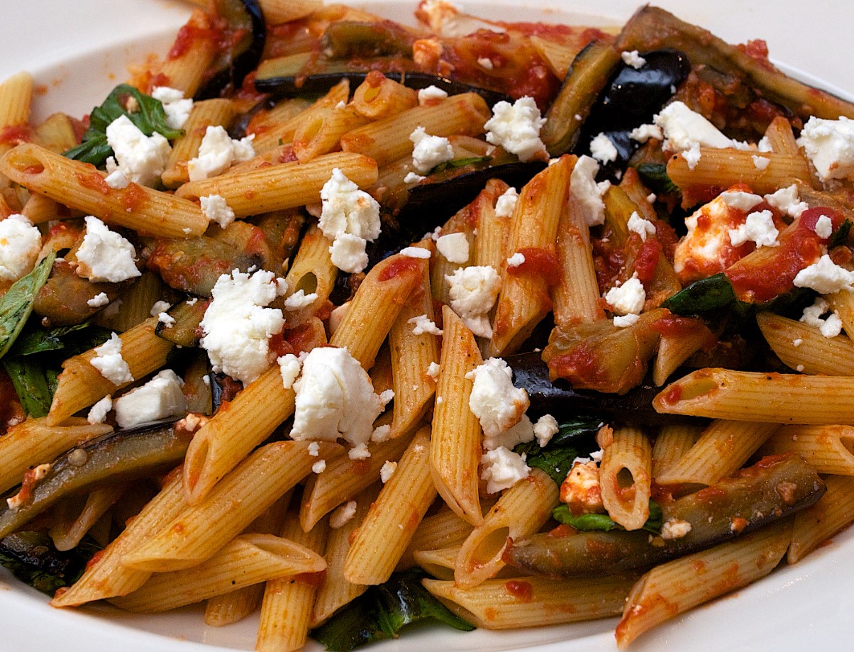 Pasta alla Norma (baklažaanipasta)