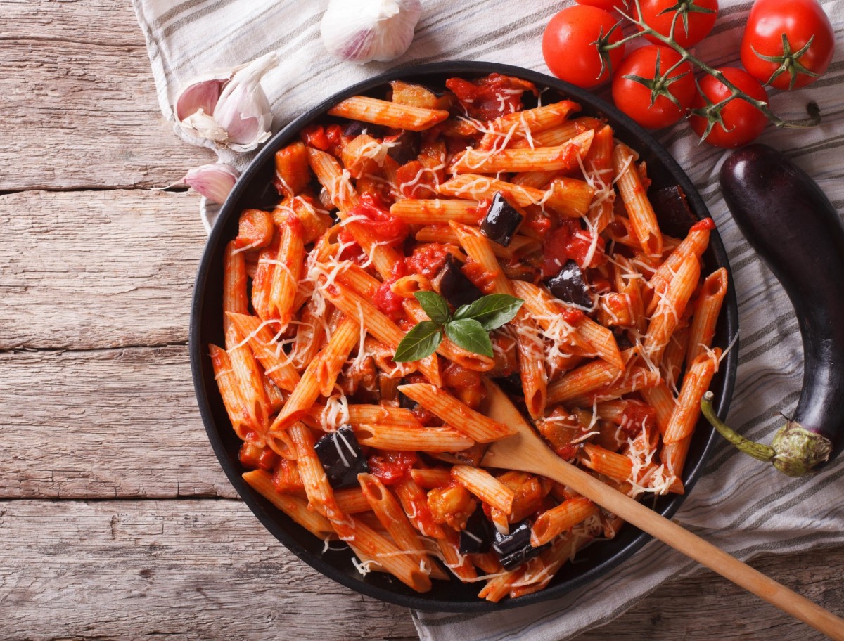 Pasta alla Norma (baklažaanipasta)